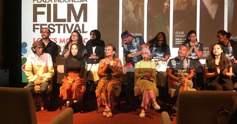 Sutradara dan pemain film SARA di Press Conference Plaza Indonesia Film Festival 2024, Selasa (20/2/2024). - Popmama.com/Dewi Hanifah Ledjar Cahyani